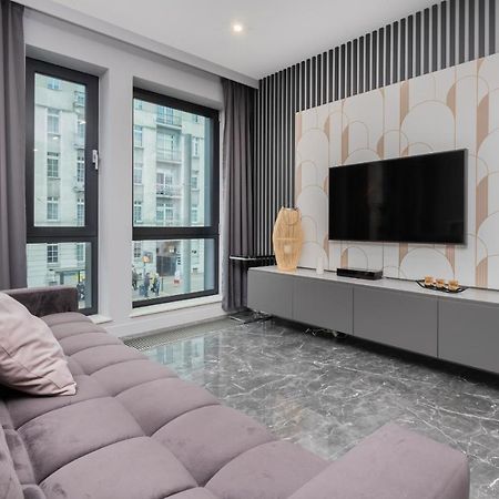 Luxurious Apartment With Two Bedrooms And Parking In Gdynia By Noclegi Renters 외부 사진