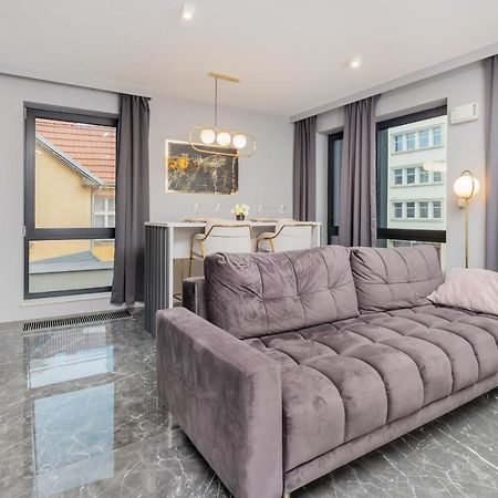Luxurious Apartment With Two Bedrooms And Parking In Gdynia By Noclegi Renters 외부 사진